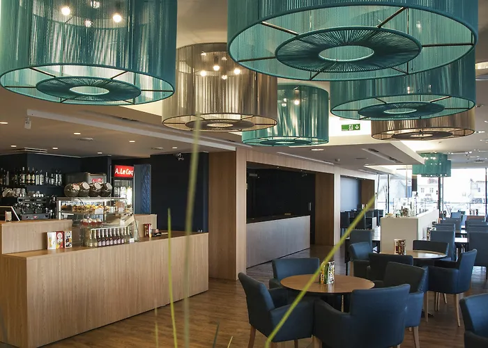 Hestia Seaport Hotel