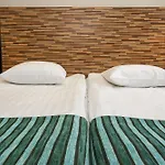 Hestia Seaport Hotel 3*