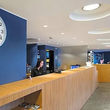 Hestia Seaport Hotel 3*