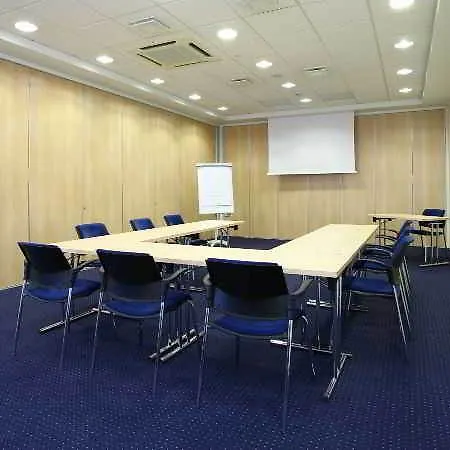 Hestia Seaport Hotel