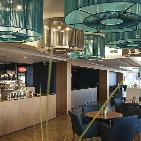 Hestia Seaport Hotel