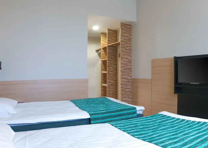 Hotel Hestia Seaport 3*