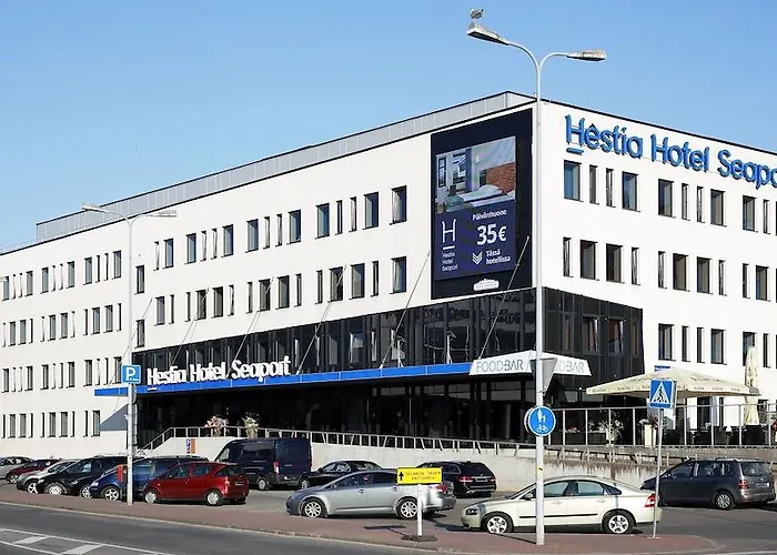 Hestia Seaport Hotel 3*