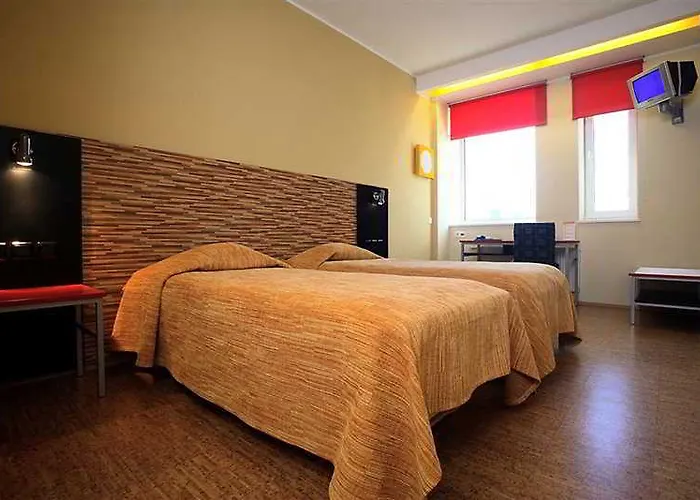 Hotel Hestia Seaport 3*