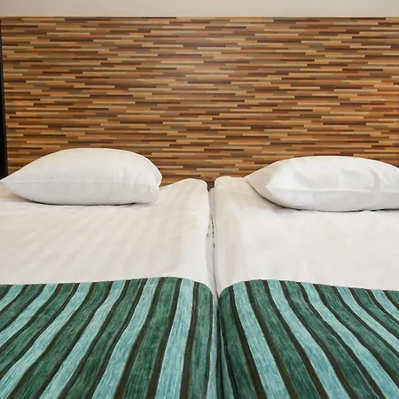 Hestia Seaport Szálloda 3*